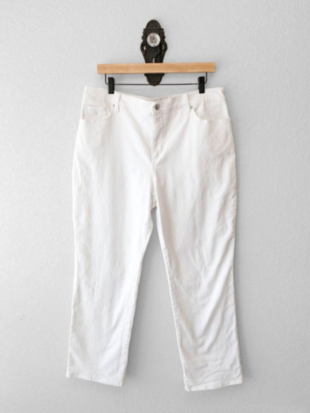 Gloria Vanderbilt Amanda White Jeans Womens 16 High Rise Straight Leg Classic
